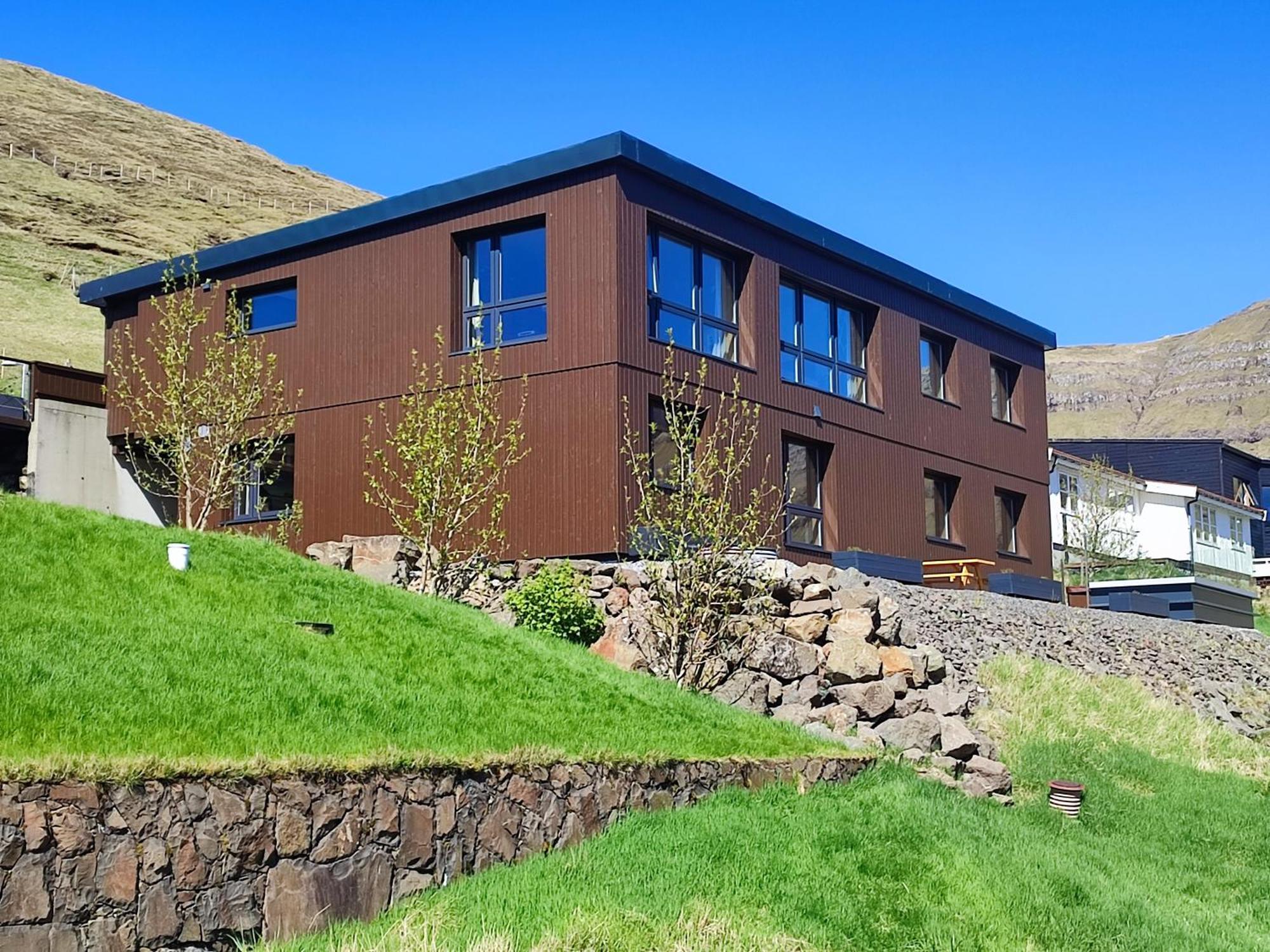 Gøtugjógv Log House Apartamento Exterior foto