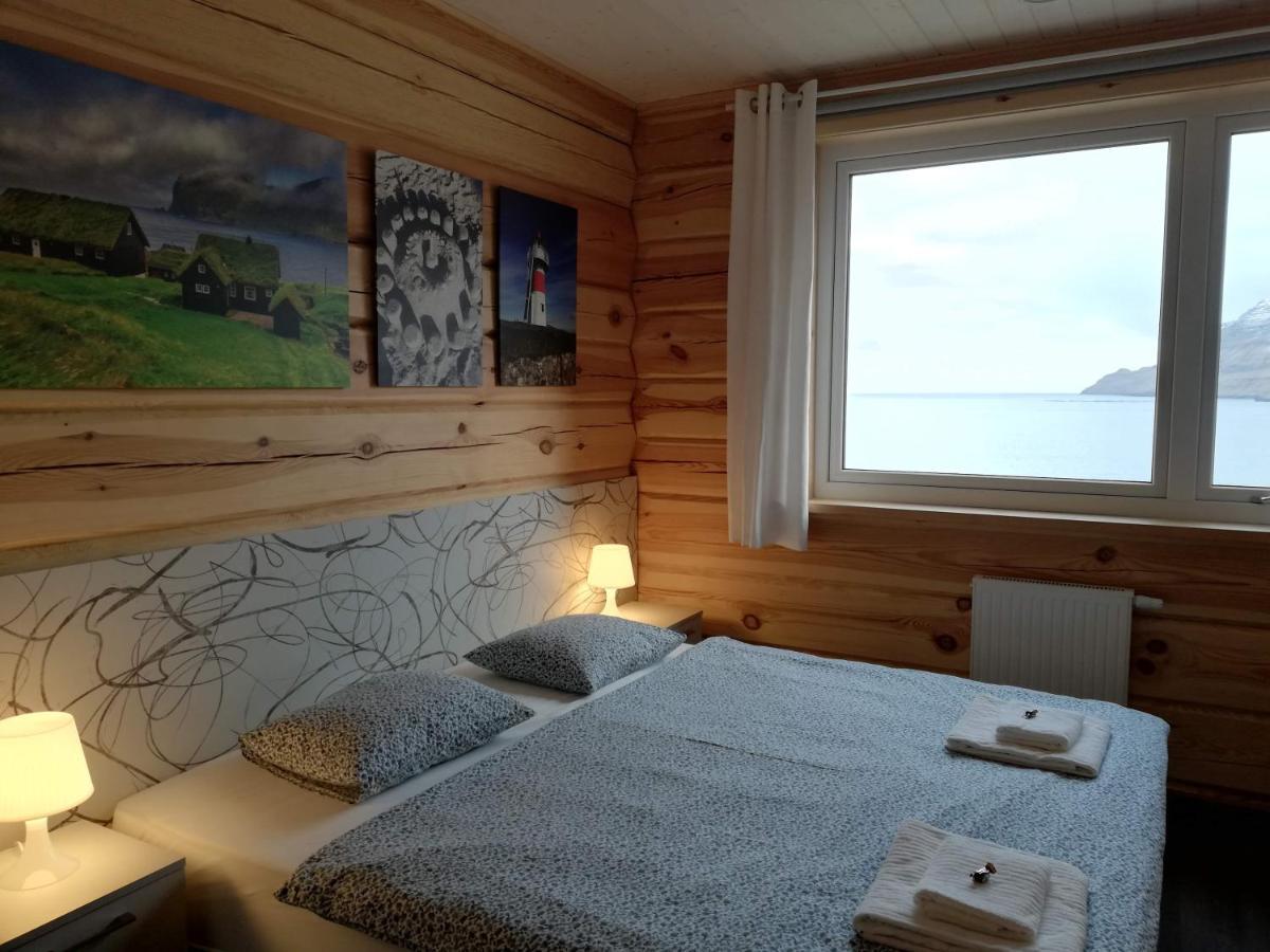 Gøtugjógv Log House Apartamento Exterior foto